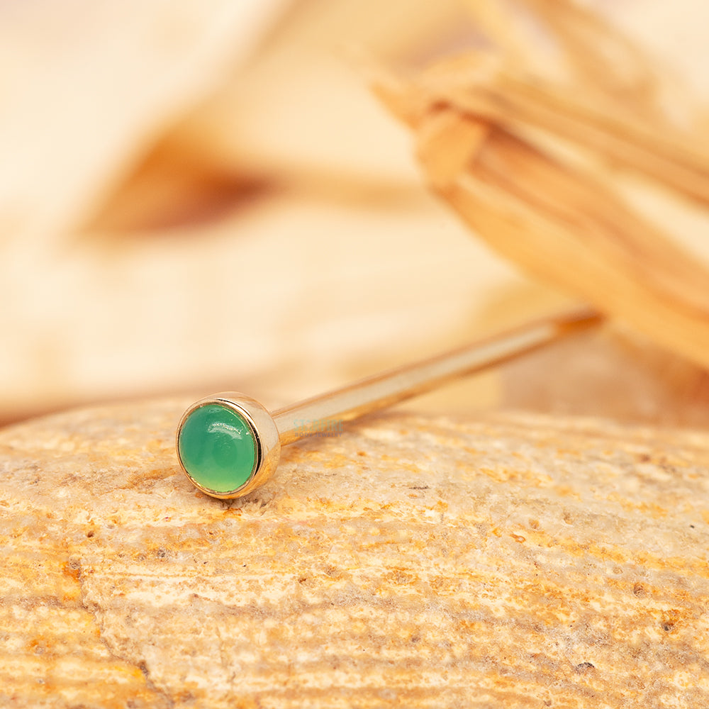 Chrysoprase in Cup Setting Nostril Screw in Gold