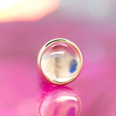 Rainbow Moonstone in Cup Setting Threaded End in Gold