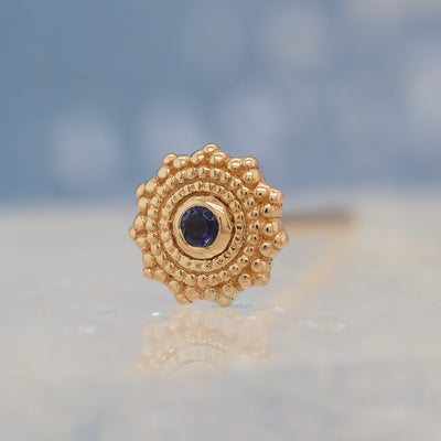 Round Afghan Nostril Screw in Gold with Iolite