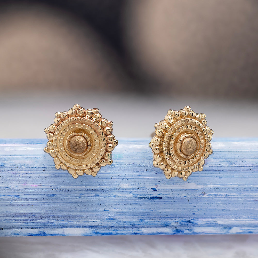 threadless: Round Afghan Pin in Gold & Platinum with Sandblasted Gold Bead
