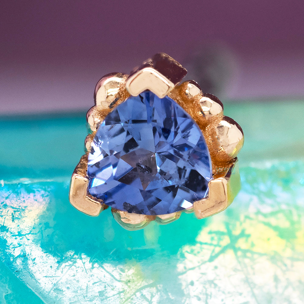 Beaded Trillion Threaded End in Gold with Tanzanite