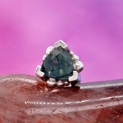 threadless: Beaded Trillion with Moss Agate Pin in Gold & Platinum