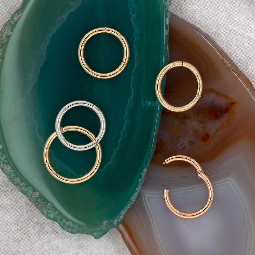 Basic (Snap) Hinge Ring in Gold & Platinum