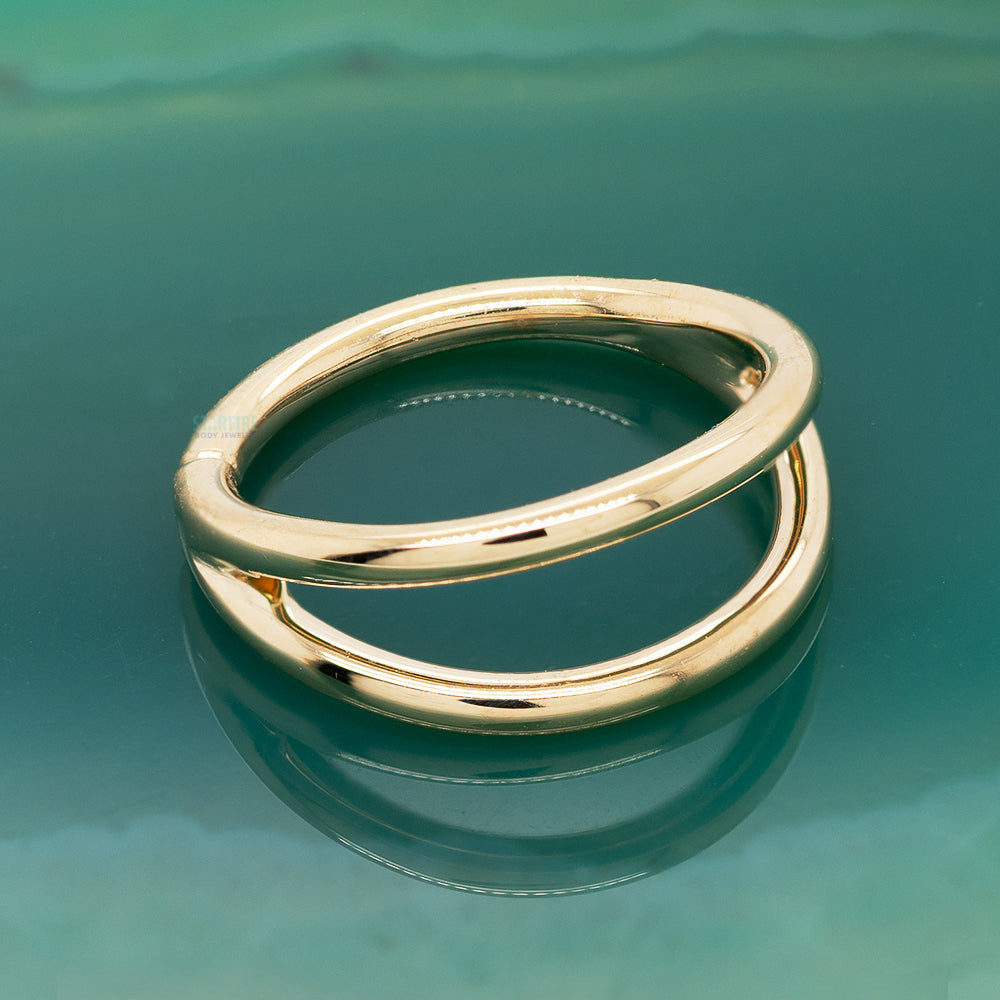 Illusion Seam Ring in Gold