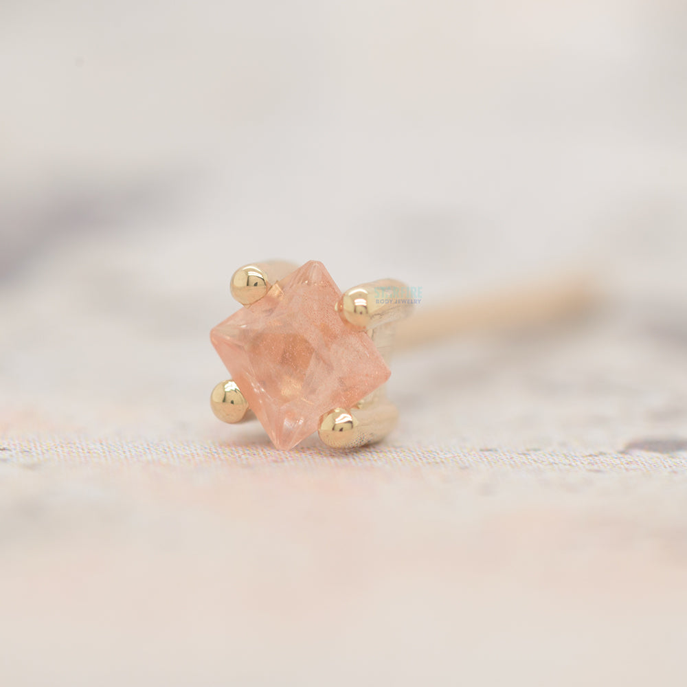 Prong-Set Princess-Cut Oregon Sunstone ON AXIS Nostril Screw in Gold