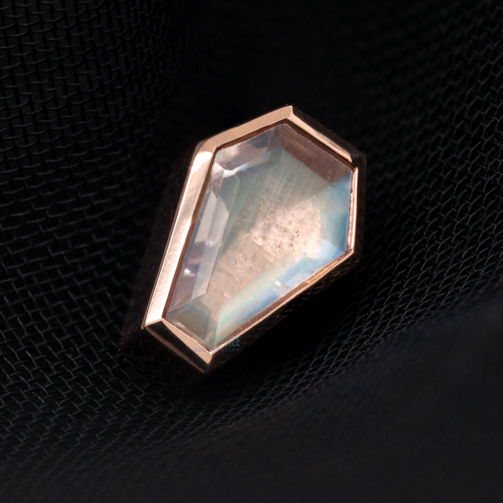 "Coffin" Threaded End in Gold with Rainbow Moonstone