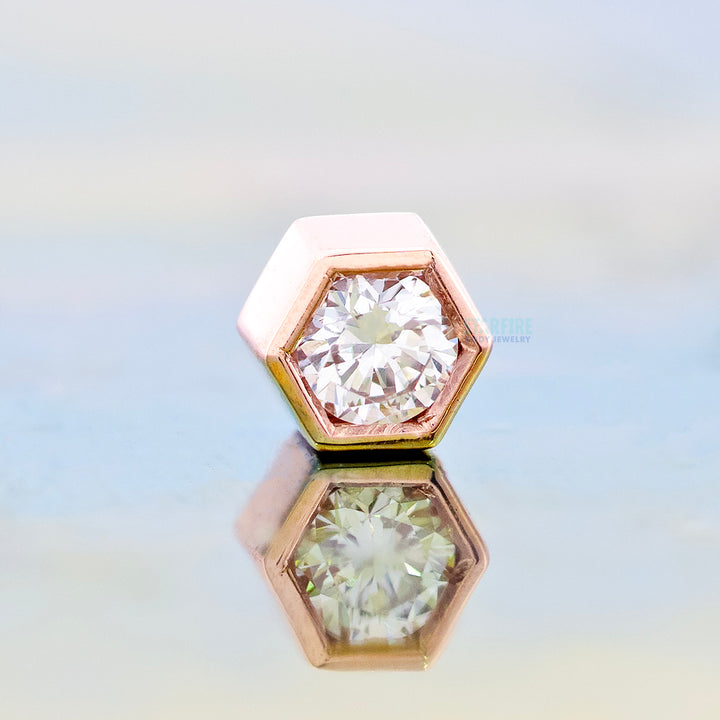 Honeycomb Threaded End in Gold with Diamond