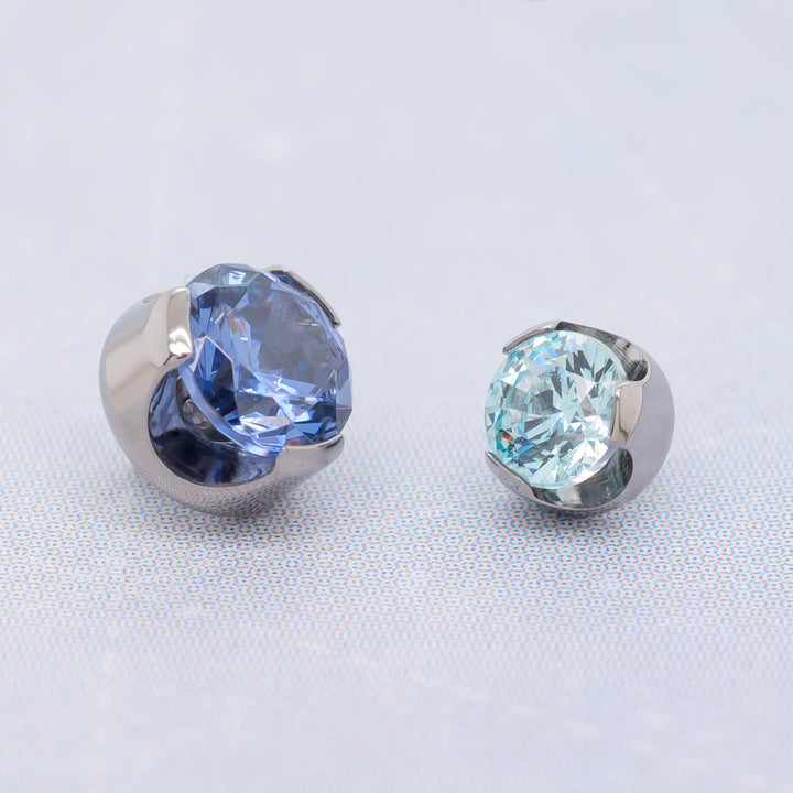 Prong-Set Brilliant Cut Threaded End