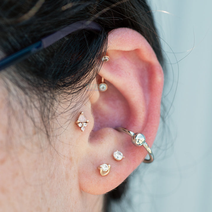 "Tau" Threaded End in Gold with Oregon Sunstone & White CZ's