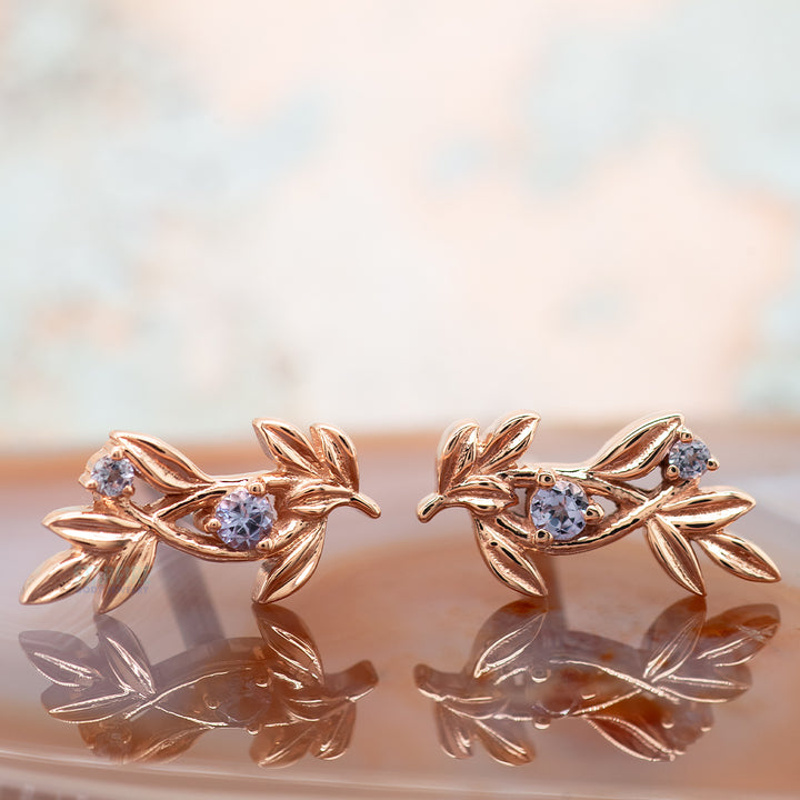 "Jessamine" Threaded End in Gold & Platinum with Tanzanite