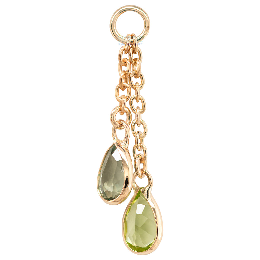 "Junto" Chain Charm in Gold with Gemstones