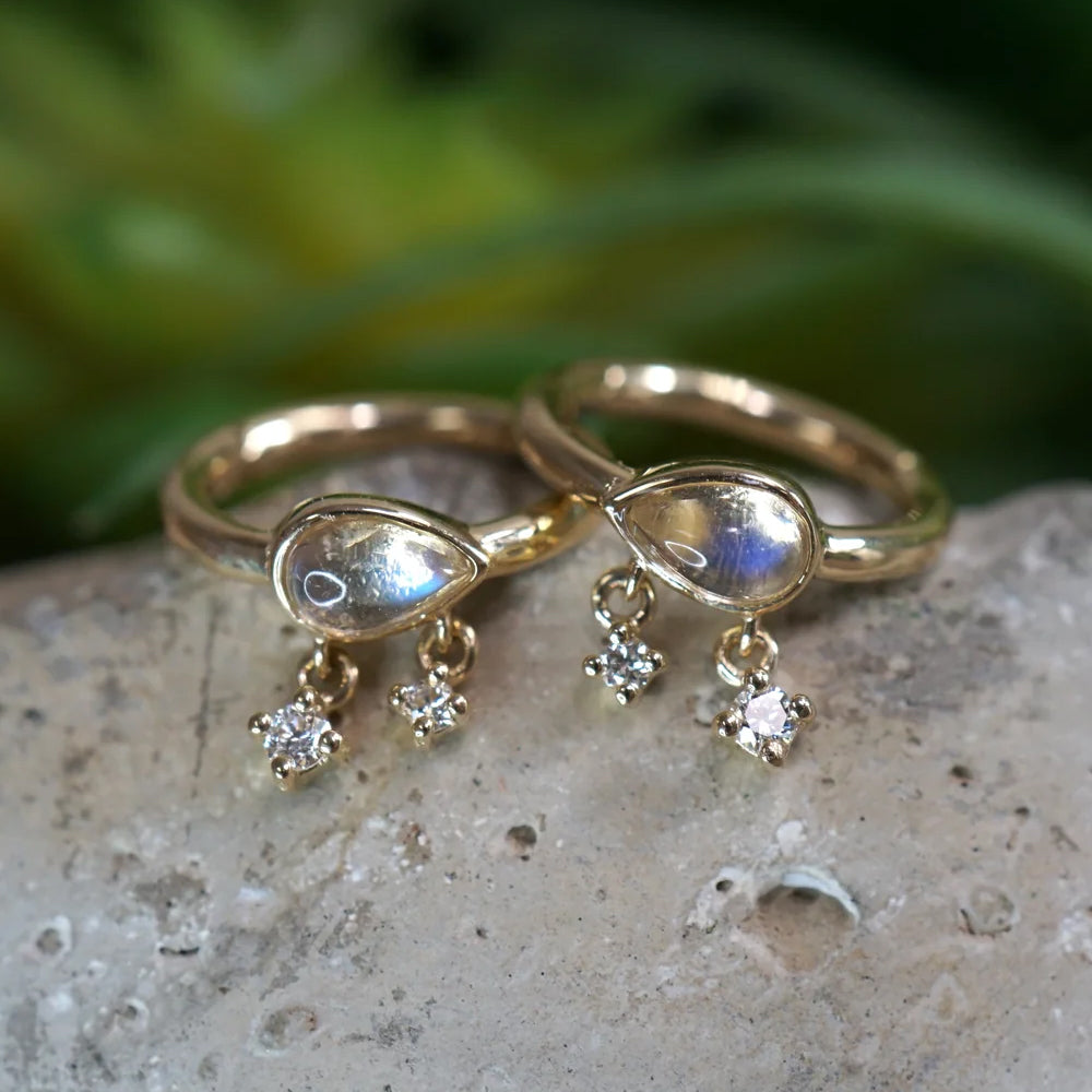 "Amara" Hinge Ring / Clicker in Gold with Moonstone & Diamonds