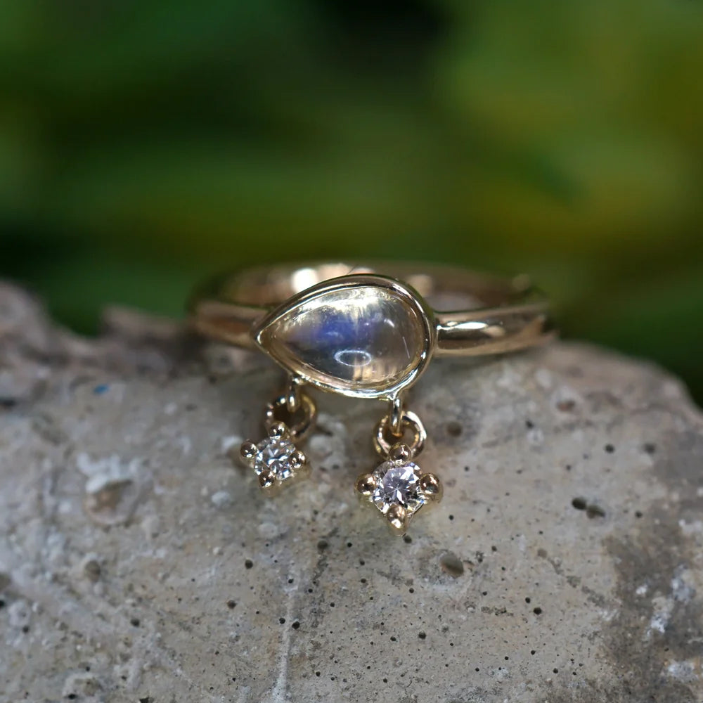 "Amara" Hinge Ring / Clicker in Gold with Moonstone & Diamonds