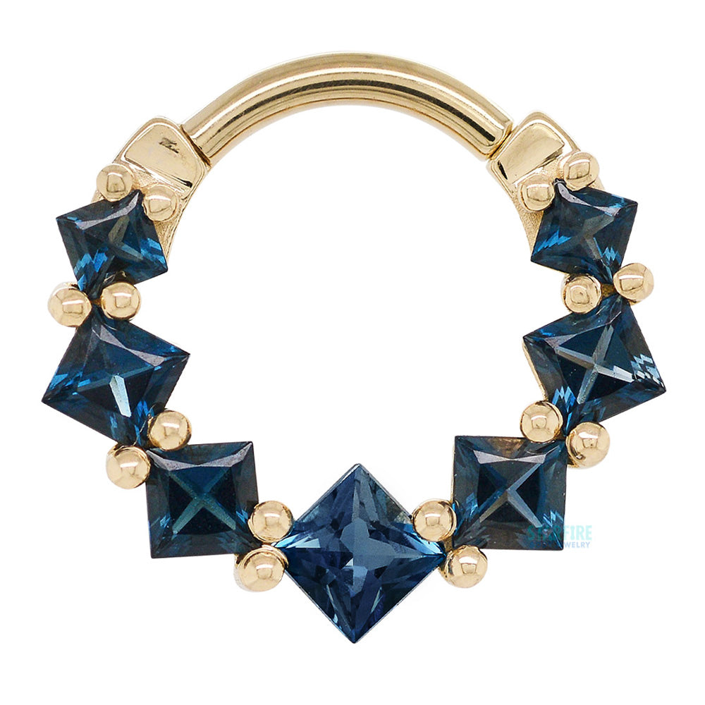 Graduating Tiffany Hinge Ring in Gold with London Blue Topaz'