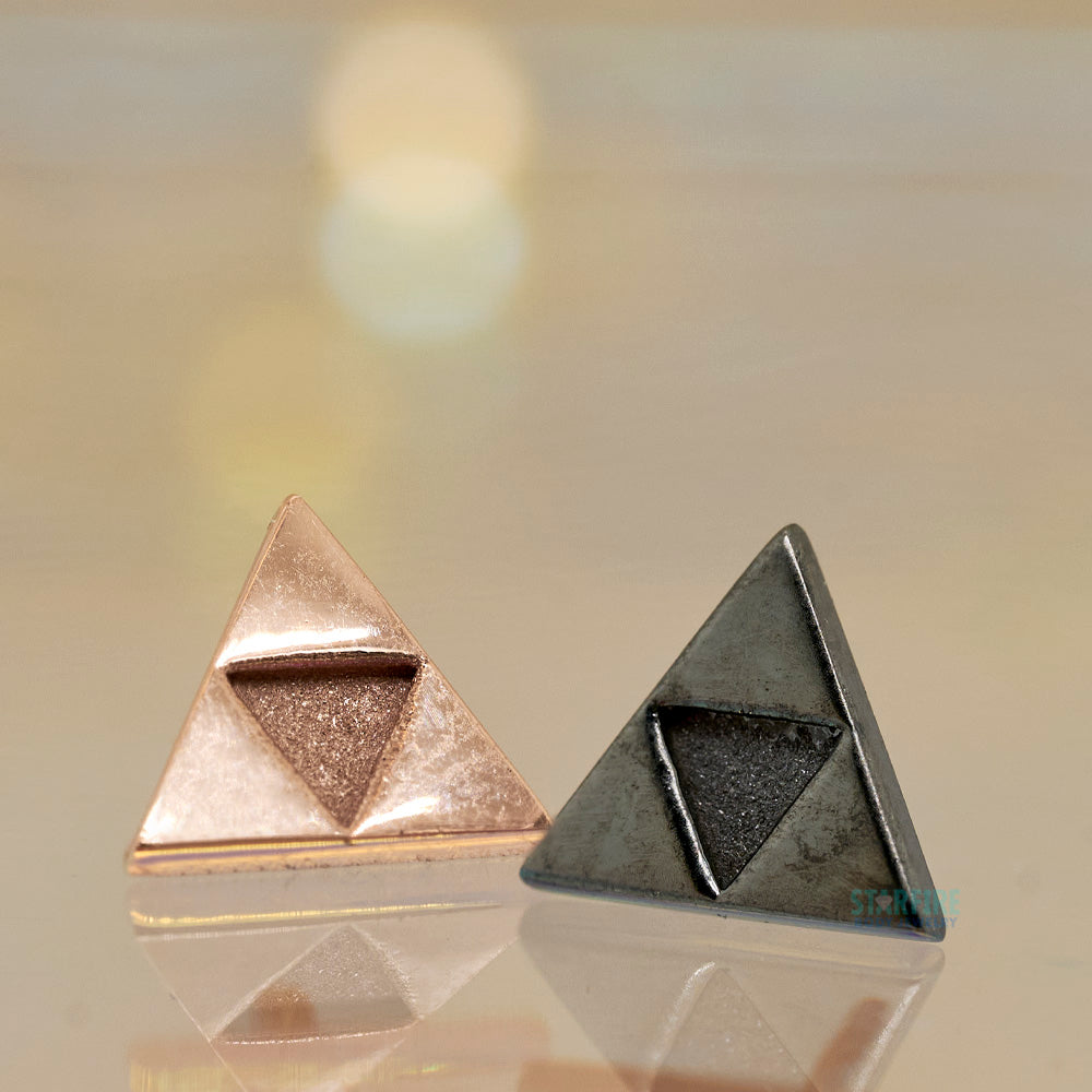 threadless: "Power Triangle" (Tri force) Pin in Black Rhodium - Gold