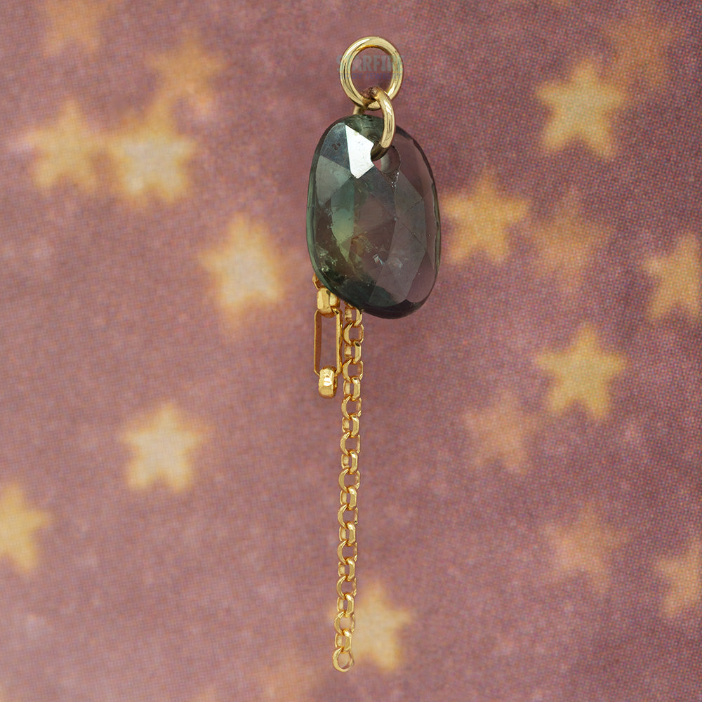 Rose Cut Freeform Green Sapphire Chain Charm in Gold
