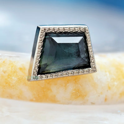 threadless: Tablet Cut Madagascar Sapphire End in Gold - 6.5mm