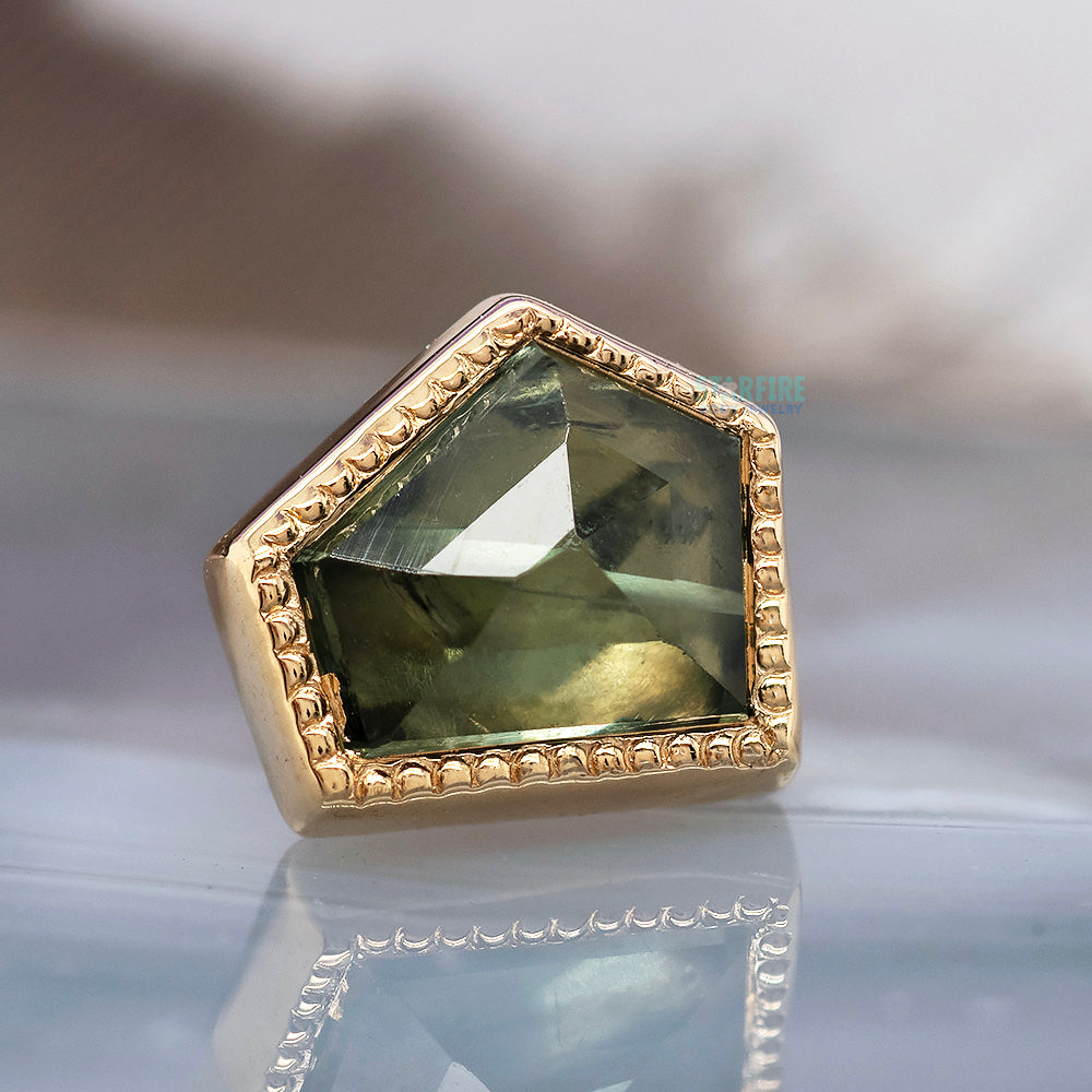 threadless: Geometric Cut Madagascar Sapphire End in Gold - 6.2mm