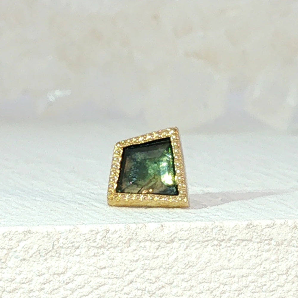 threadless: Geometric Cut Madagascar Sapphire End in Gold - 6.3mm