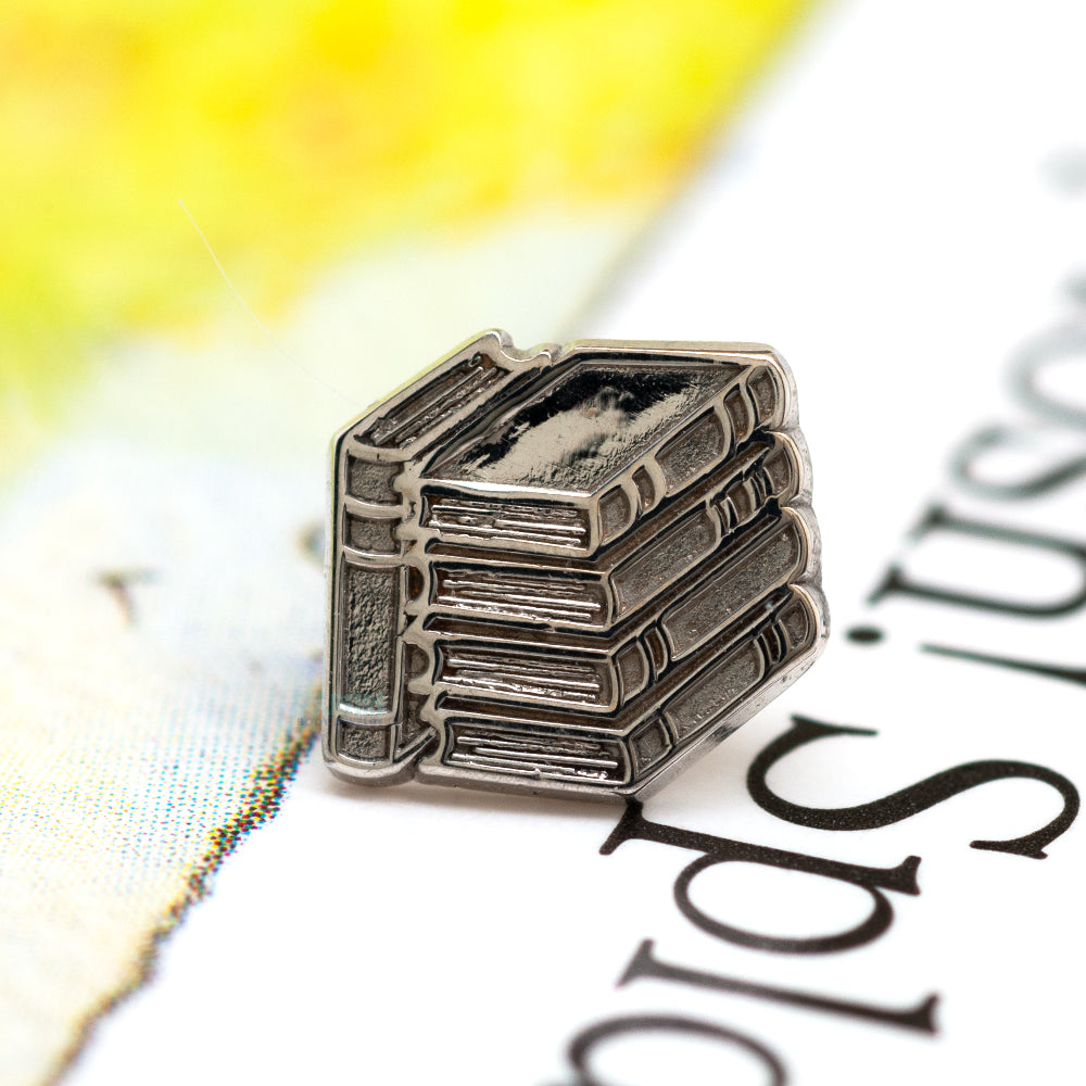 Stack of Books Threaded End in Gold