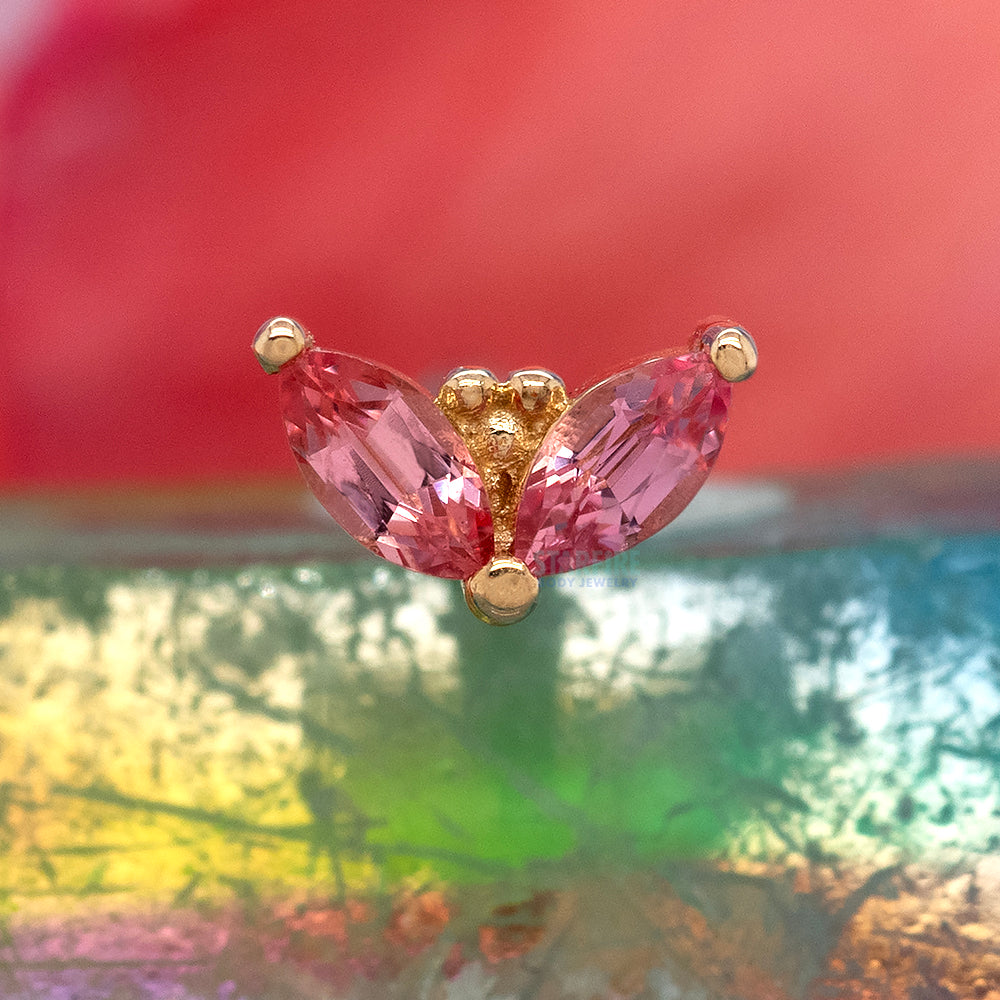 "Petals" Threaded End in Gold with Padparadscha Sapphire