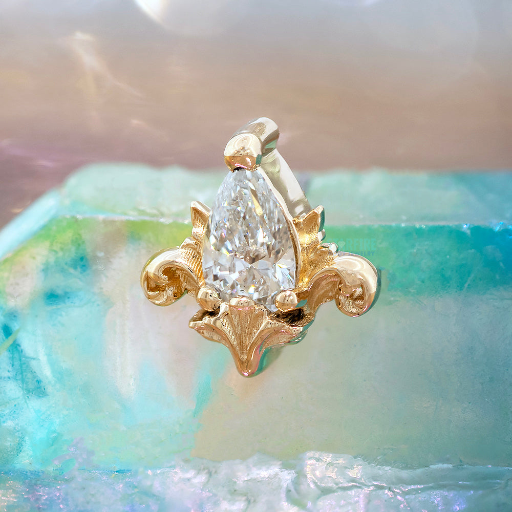 "Awakening" Threaded End in Gold with Diamond