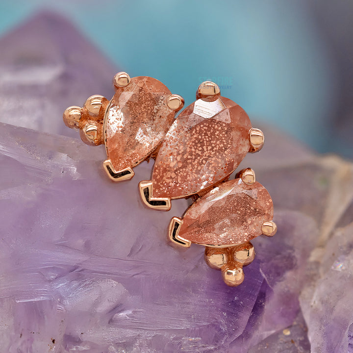 "Graduated 3 Gem Pear Panaraya" Threaded End in Gold with Oregon Sunstones