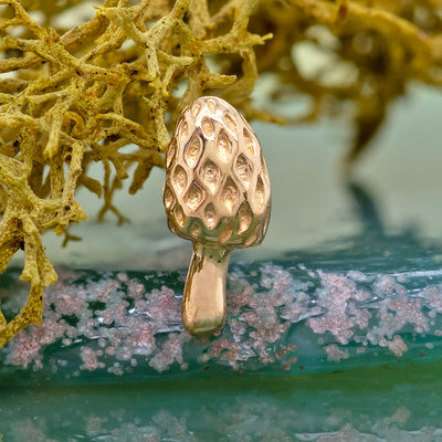 "Mushroom 08" Threaded End in Gold
