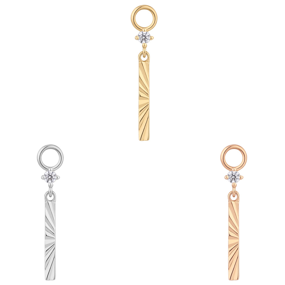 "Labyrinth" Charm in Gold with CZ