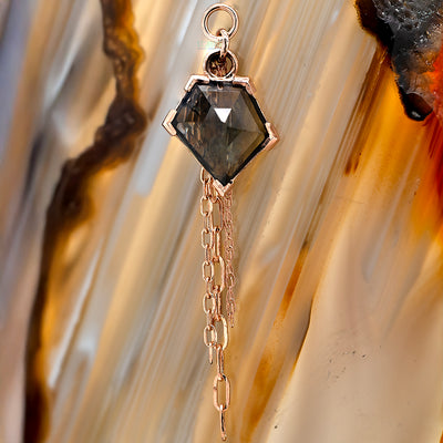 Geometric Cut Umba Origin Sapphire Chain Charm in Gold - 9.3mm