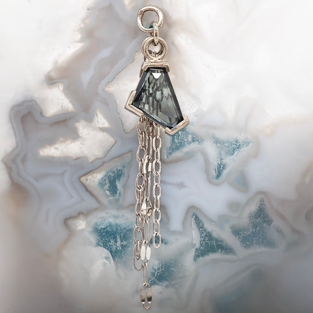 Madagascar Sapphire Chain Charm in Gold - 8.1mm