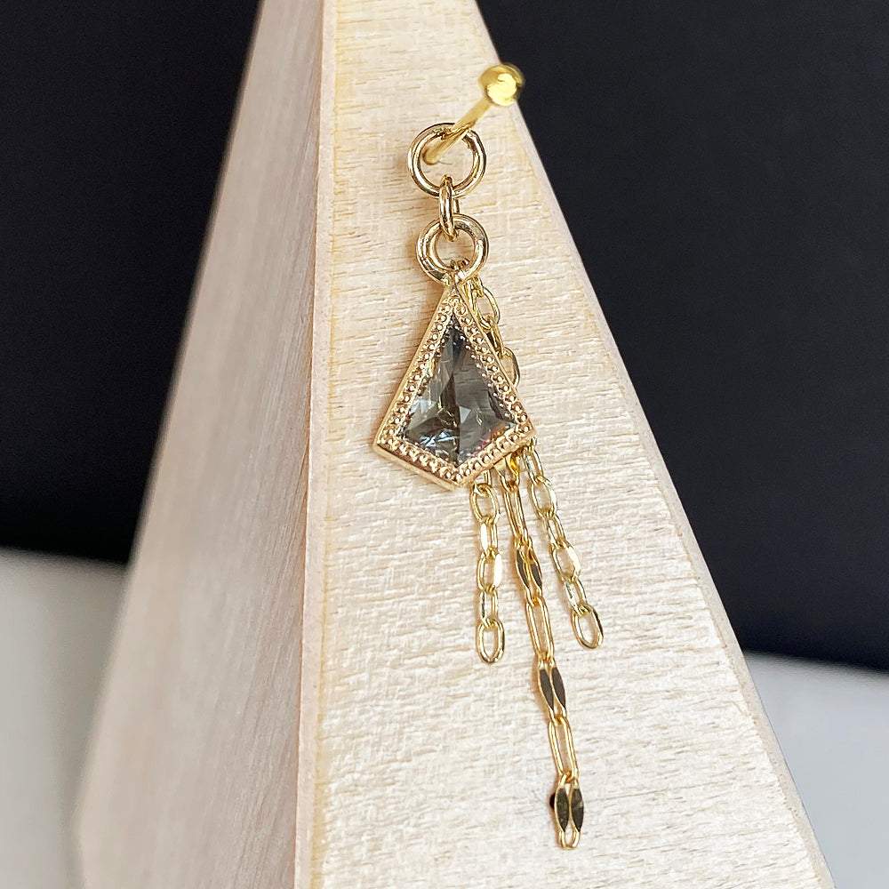 Geometric Cut Madagascar Sapphire Chain Charm in Gold - 7.9mm
