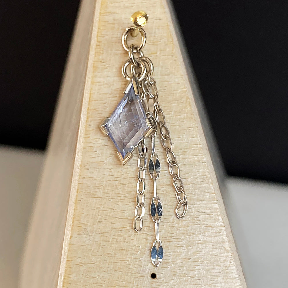 Geometric Cut Umba Sapphire Chain Charm in Gold - 9.3mm