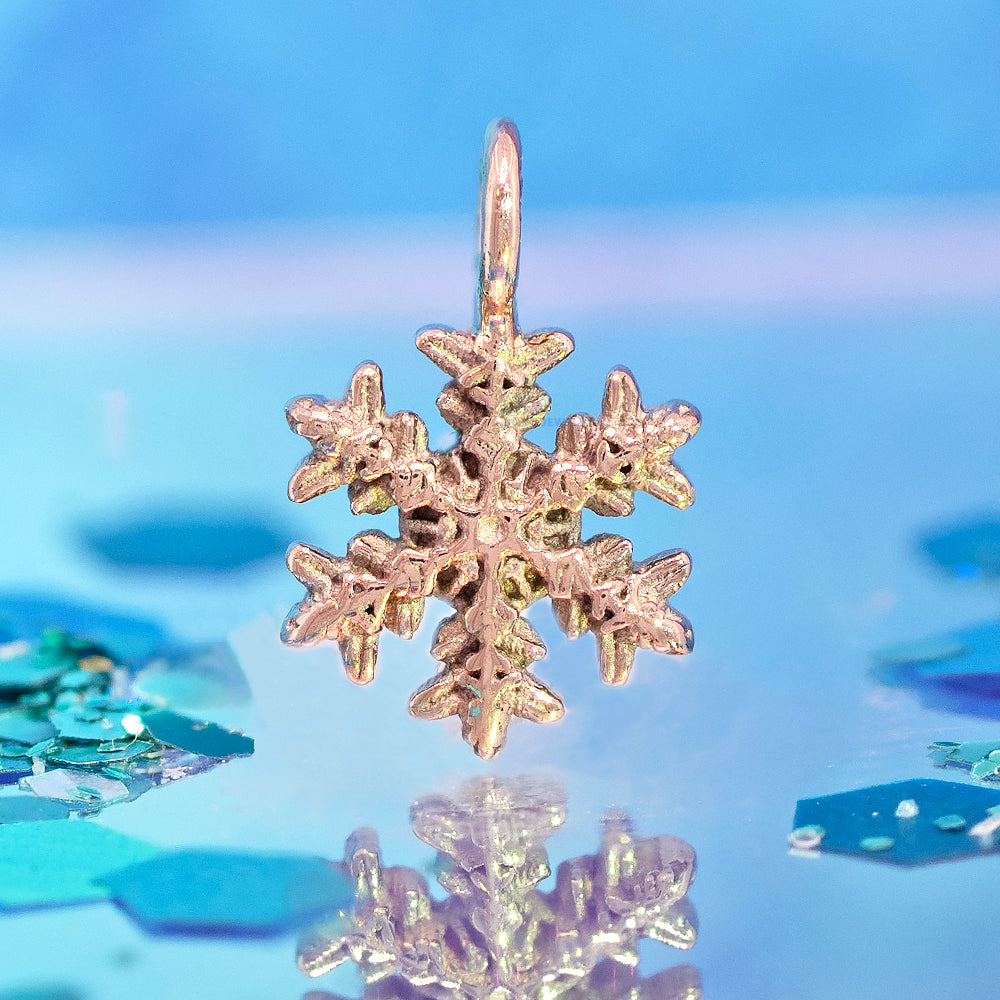 "Flurry" Charm in Gold