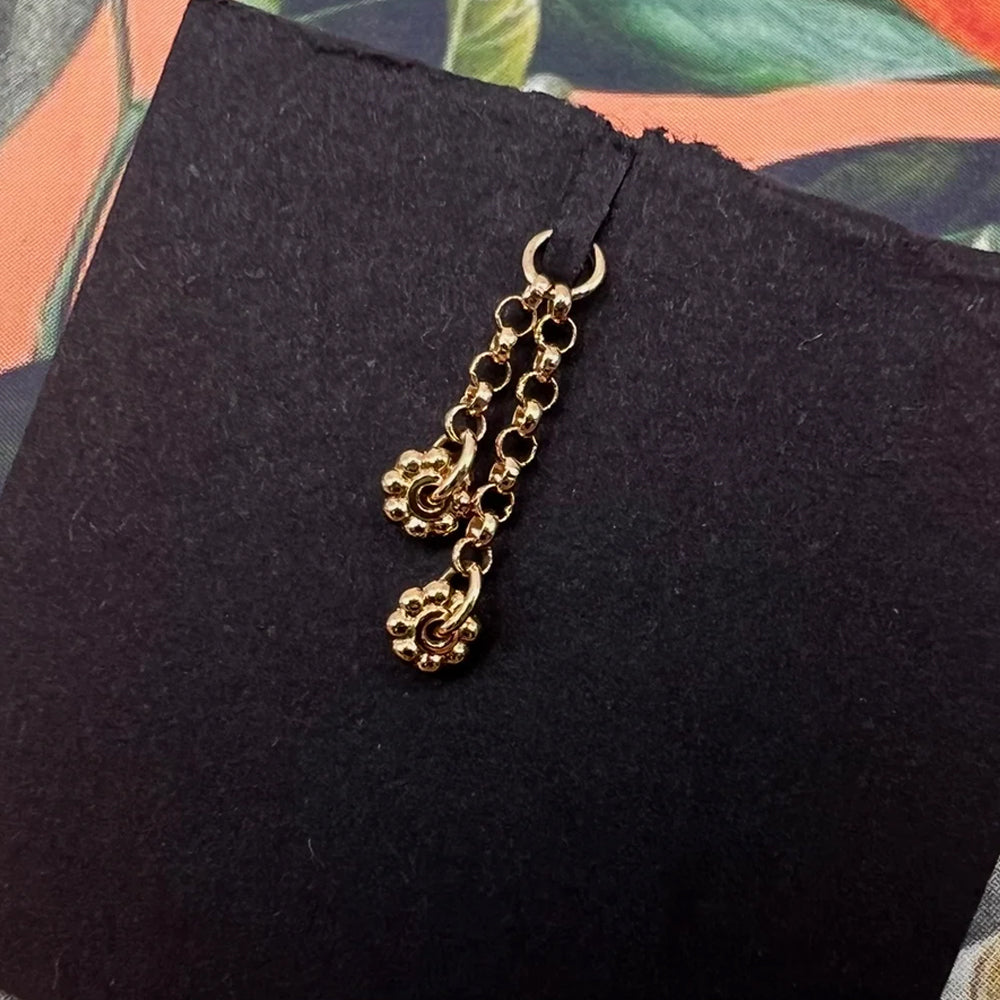 "Flower Child" Chain Charm in Gold