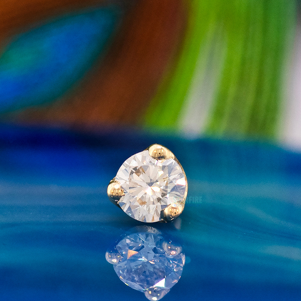 Three Prong Threaded End in Gold with DIAMOND