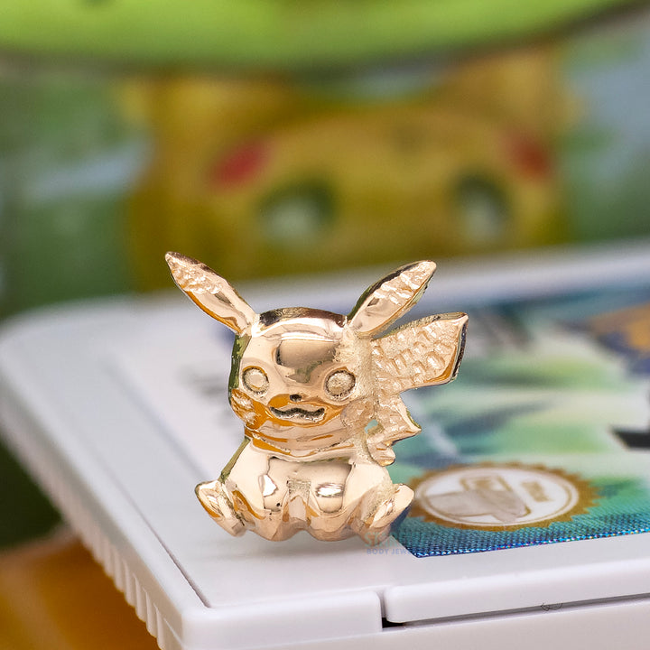 threadless: sitting "Pikachu" End in Gold