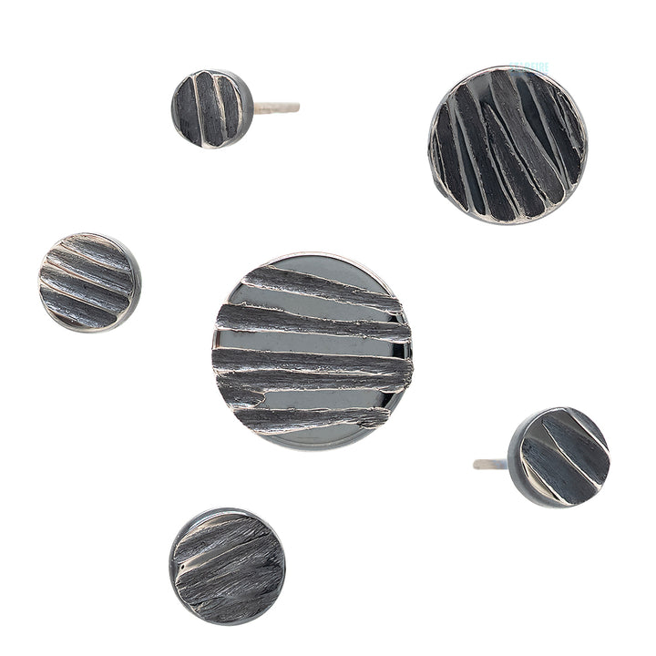 threadless: Wavelength Disk End in Black Niobium