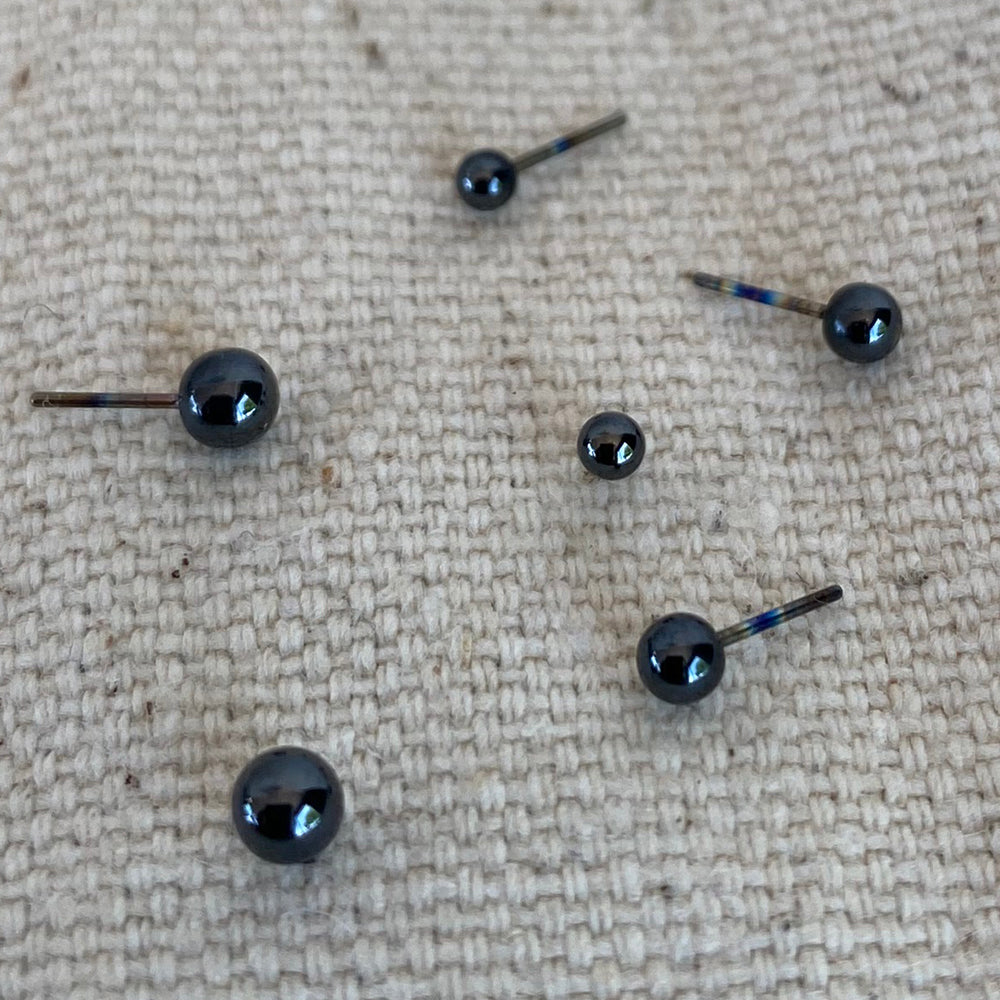 threadless: High Polish Ball End in Black Niobium