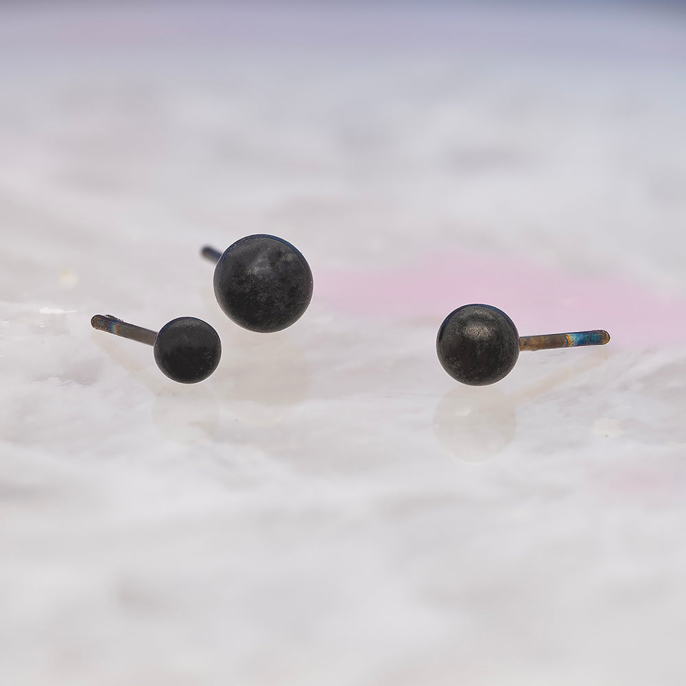 threadless: Matte Ball End in Black Niobium