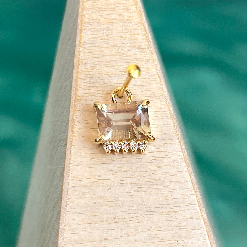 Claw Set Freeform Sunstone Charm in Gold with Diamonds