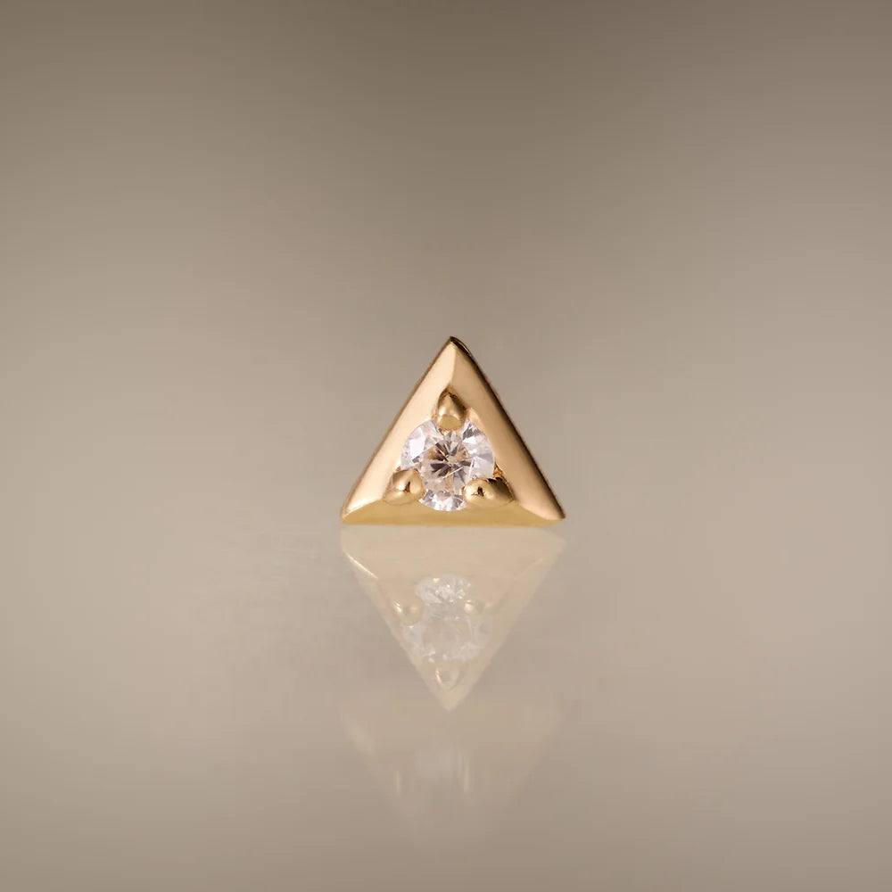 threadless: "Trixie" End in Gold with Moissanite