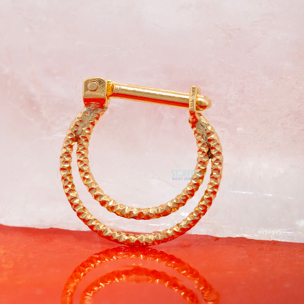 "Shimmer" Hinge Ring / Clicker in Gold