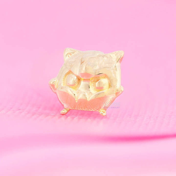 Front view of Kiwi Jewelry 15K solid gold Jigglypuff Pokemon threadless piercing end