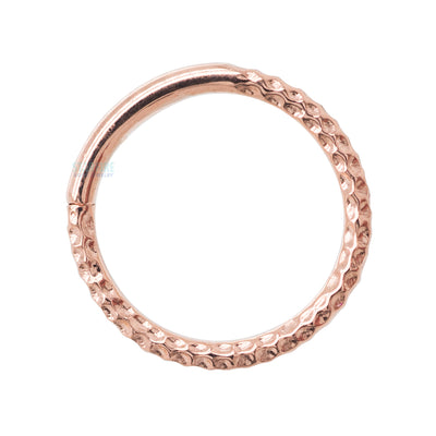 Hammered Seam Ring in Gold