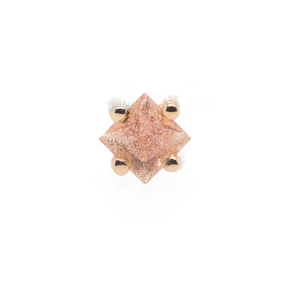 Prong-Set Princess-Cut Oregon Sunstone on Axis Nostril Screw in Gold