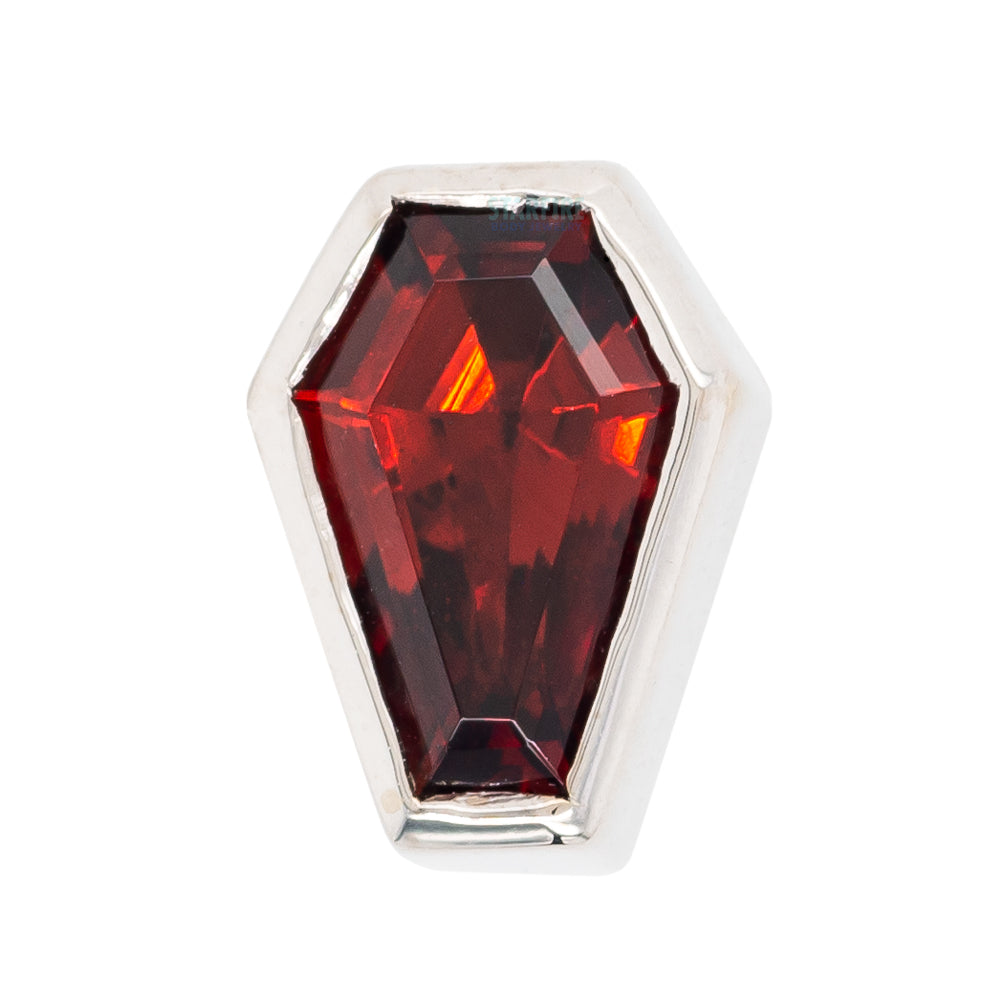 "Coffin" Threaded End in Gold with Garnet