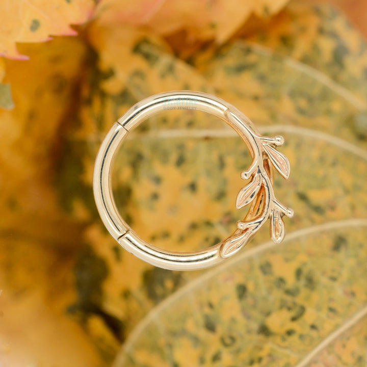 "Amity" Forward Facing Hinge Ring in Gold & Platinum