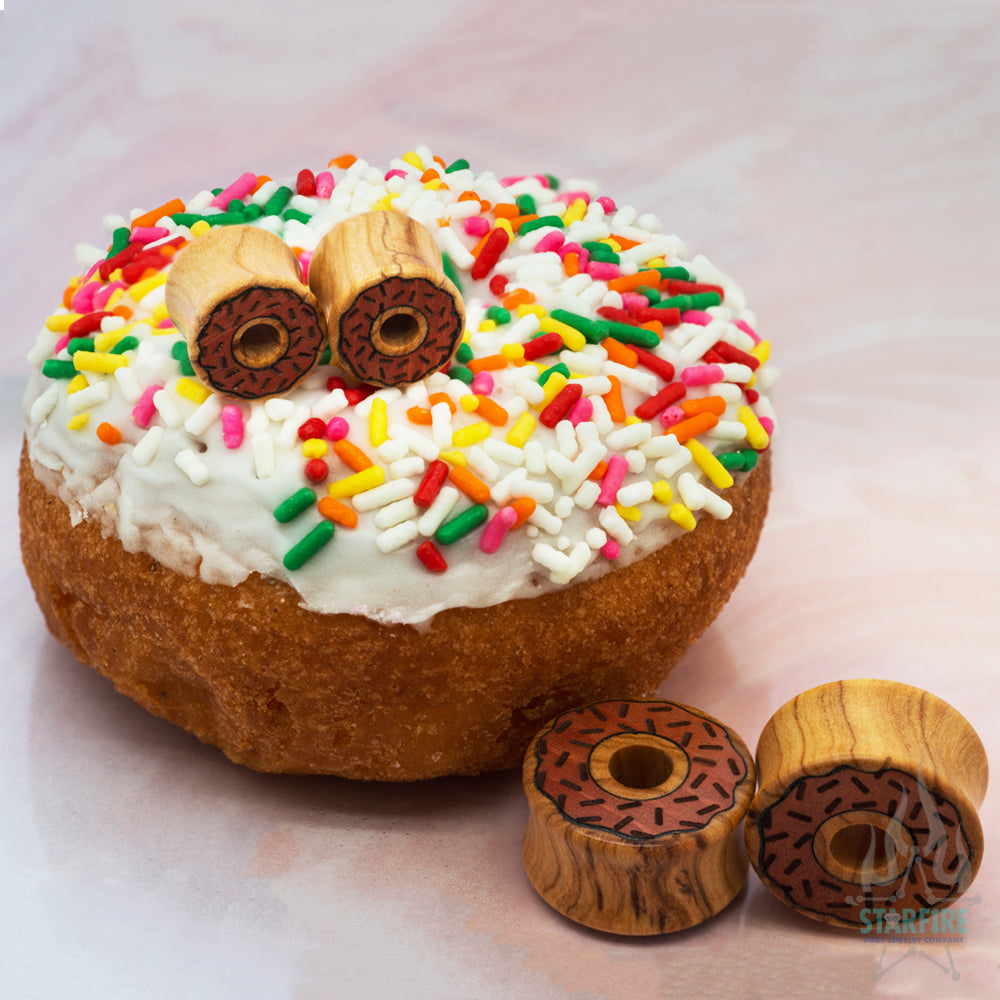 Doughnut Wood Plugs / Tunnels