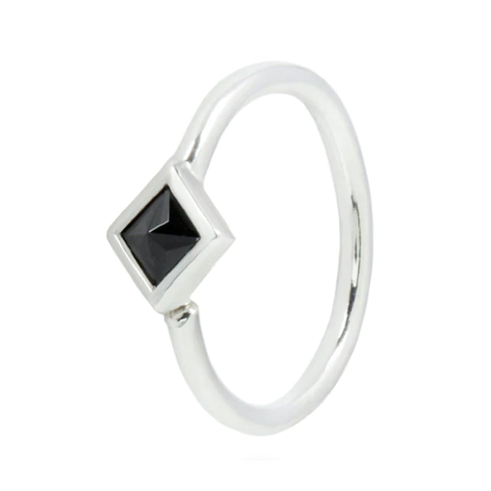 "Mae" Seamless Ring in Gold with Reverse Set Black Spinel